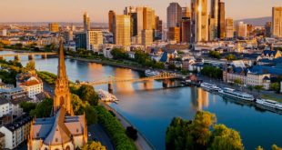 Single Frankfurt Treffen